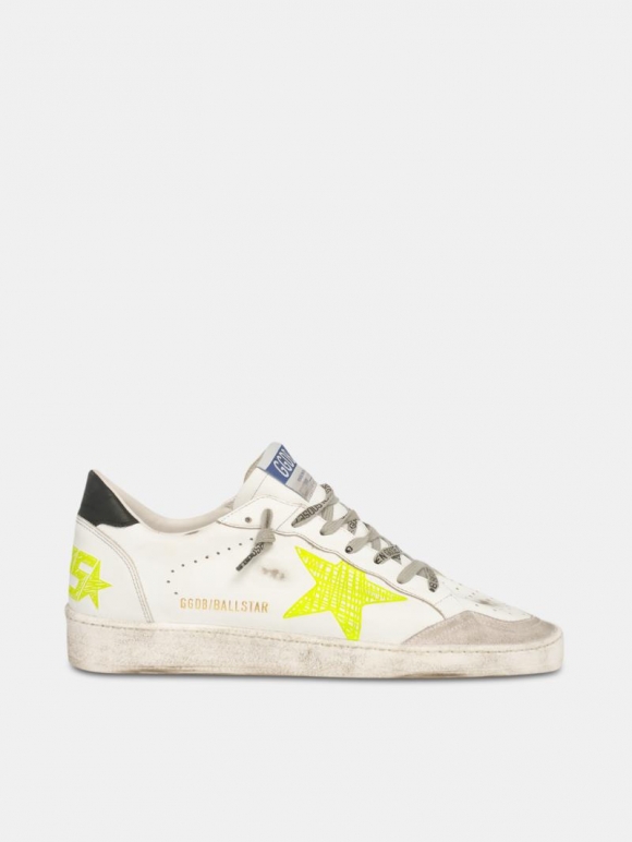 White Ball Star golden goose sneakers with fluorescent yellow de